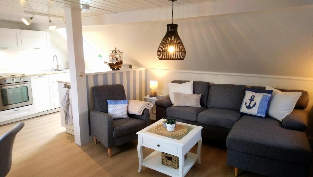 Ferienwohnung Achterdeck - Alte Schmiede Neugarmssiel Шиллиг Экстерьер фото
